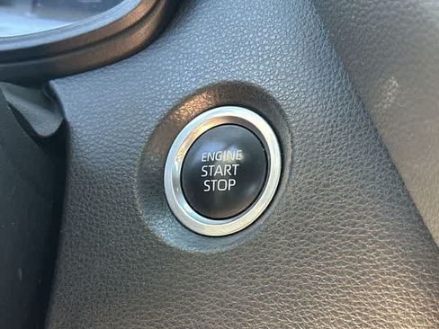 Used 2021 Toyota Corolla SE w/ SE Premium Package FWD image 11