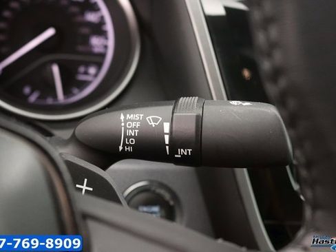 Used 2024 Toyota Camry SE w/ Convenience Package image 22