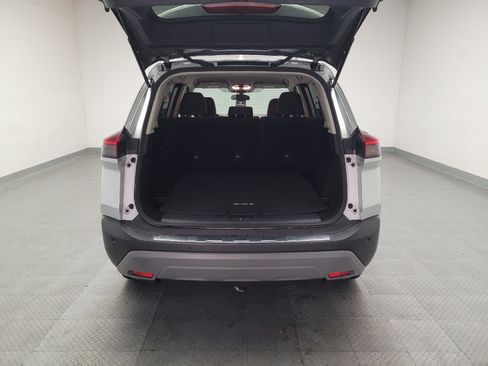 Used 2023 Nissan Rogue SV FWD image 29