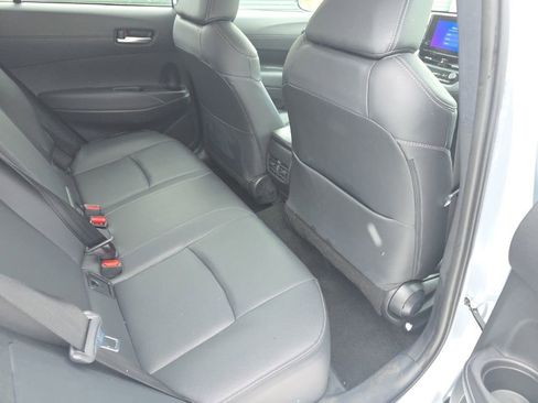 Certified 2024 Toyota Corolla Cross XLE image 16