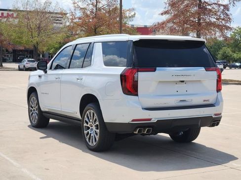 Used 2026 GMC Yukon Denali w/ Sun & Power Step Package AWD/4WD image 7