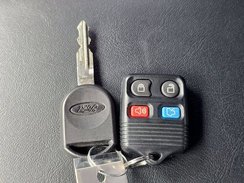 Used 2008 Ford Mustang Shelby GT500 RWD image 37
