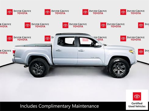 Certified 2018 Toyota Tacoma Limited AWD/4WD image 4