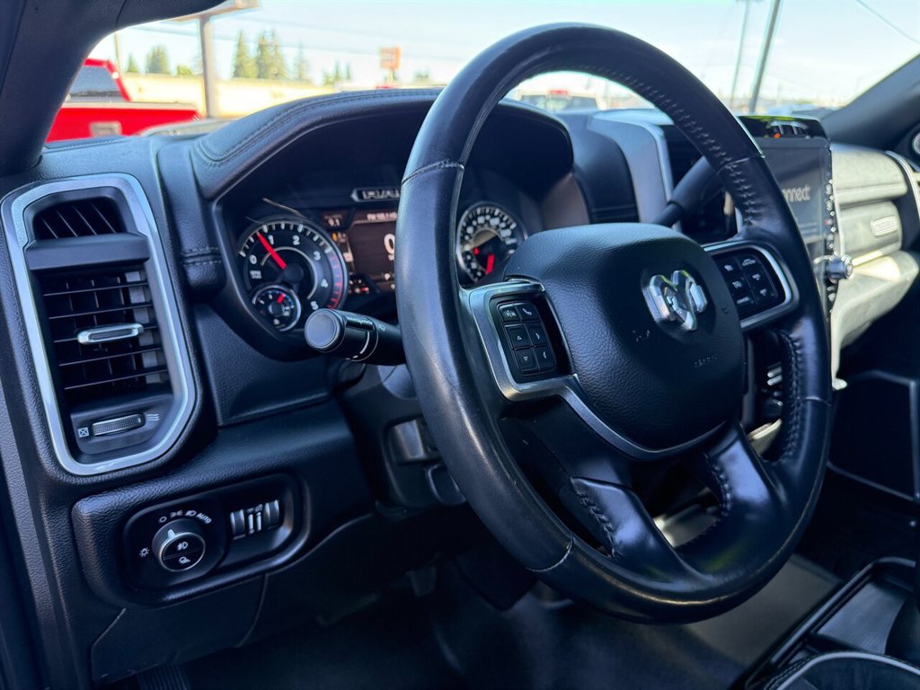 Used 2020 RAM 2500 Laramie AWD/4WD image 9
