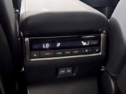 Used 2024 Lexus GX 550 w/ Accessory Package (Z1) AWD/4WD image 13