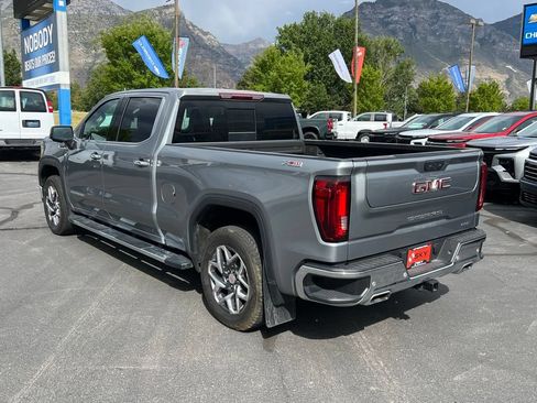 Used 2023 GMC Sierra 1500 SLT w/ SLT Premium Package AWD/4WD image 12