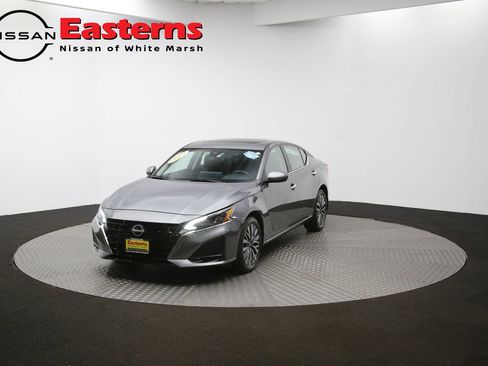 Used 2024 Nissan Altima 2.5 SV w/ SV Premium Package AWD/4WD image 54