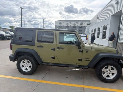 Used 2013 Jeep Wrangler Unlimited Sport AWD/4WD image 5