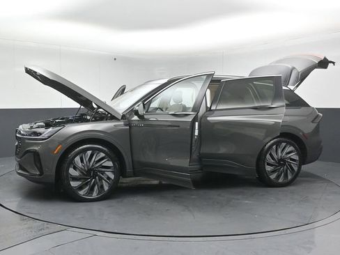 Used 2024 Lincoln Nautilus Black Label w/ Jet Appearance Package (87T) image 59