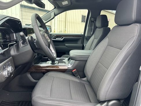 New 2025 GMC Sierra 1500 Elevation w/ Preferred Package image 16