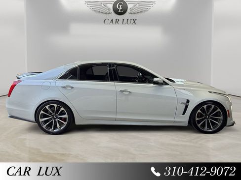 Used 2017 Cadillac CTS V w/ Carbon Fiber Package image 6