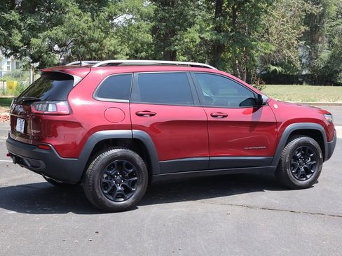 Used 2020 Jeep Cherokee Trailhawk w/ Comfort/Convenience Group AWD/4WD image 4