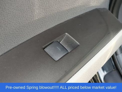 Used 2022 Toyota Camry SE w/ Convenience Package FWD image 37