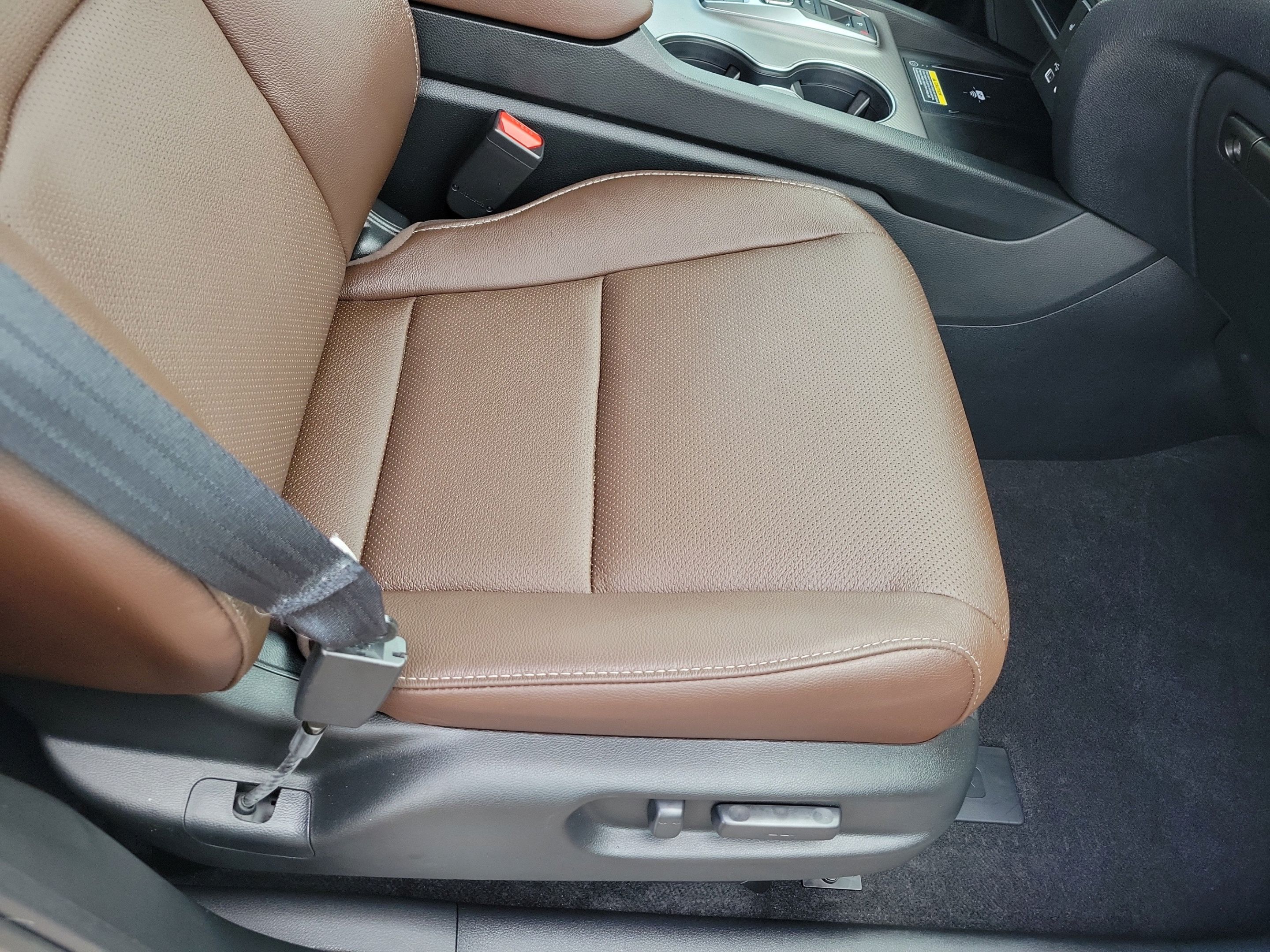 Certified 2025 Honda Passport EX-L image 19