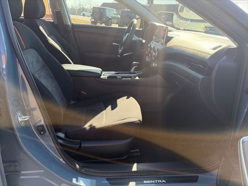 Used 2024 Nissan Sentra SR image 36