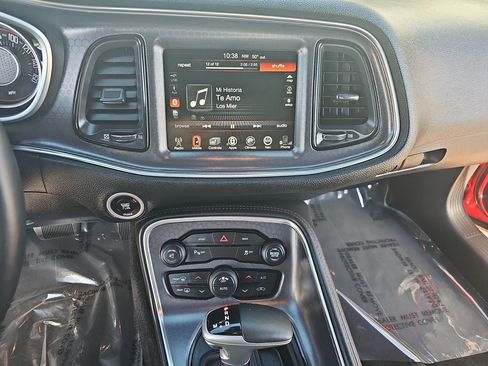 Used 2015 Dodge Challenger R/T Plus image 20