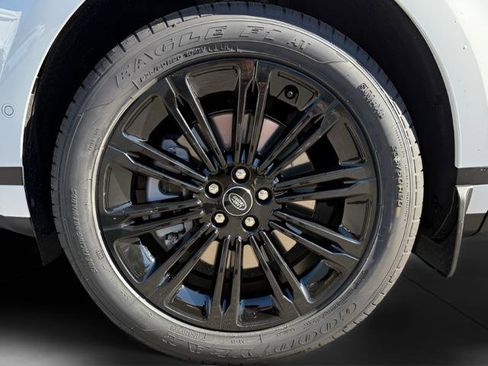 New 2026 Land Rover Range Rover Evoque S AWD/4WD image 9