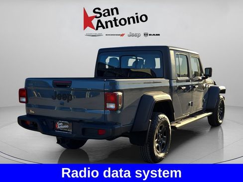 New 2025 Jeep Gladiator Sport AWD/4WD image 10