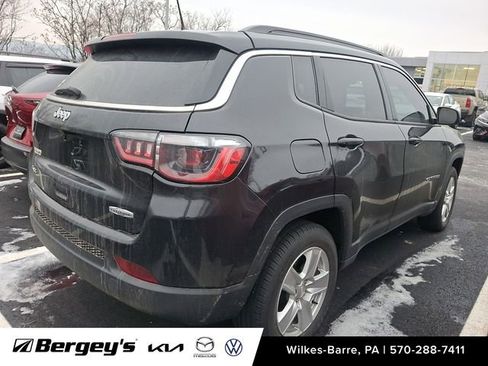 Used 2022 Jeep Compass Latitude w/ Convenience Group image 5