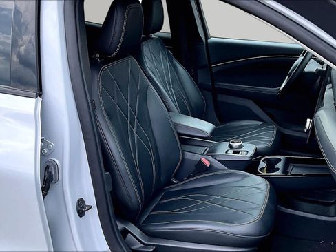 Used 2023 Ford Mustang Mach-E Select RWD image 10