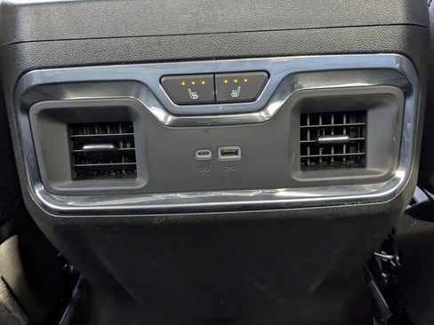 Certified 2025 Chevrolet Silverado 1500 High Country w/ High Country Premium Package AWD/4WD image 19
