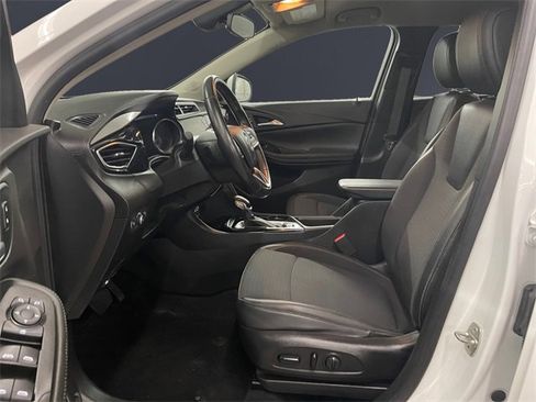 Used 2020 Buick Encore GX Preferred w/ Cold Weather Comfort Package image 9