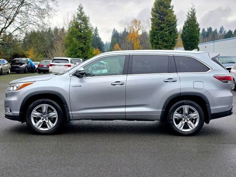 Used 2016 Toyota Highlander Limited Platinum image 4