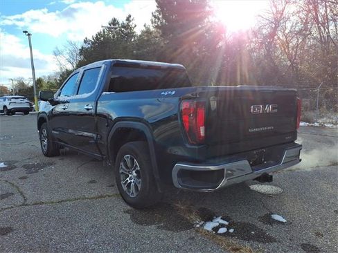 Used 2025 GMC Sierra 1500 SLT image 5