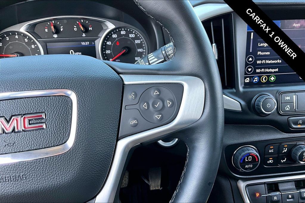 Used 2024 GMC Terrain SLT w/ Elevation Edition AWD/4WD image 14