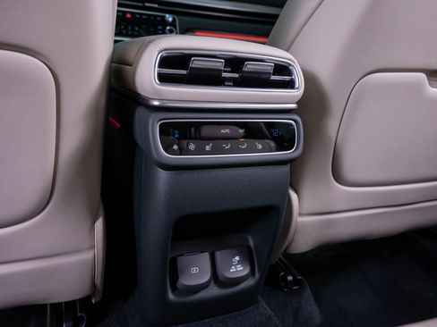 New 2026 Genesis GV80 3.5T Prestige image 18