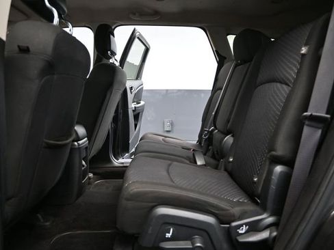 Used 2016 Dodge Journey SE w/ Flexible Seating Group image 34
