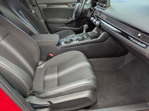 Certified 2024 Honda Civic Sport image 19