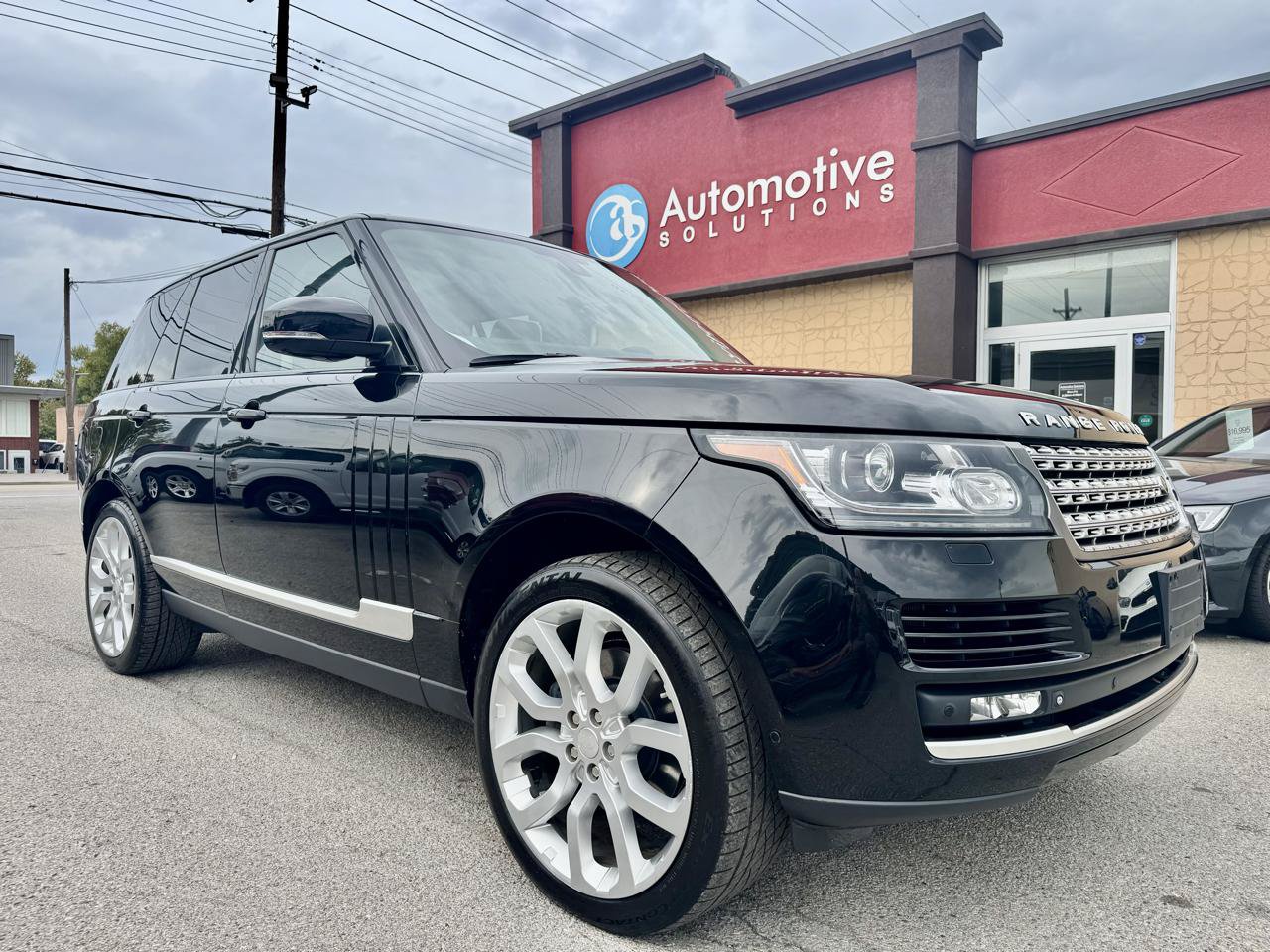 Used 2014 Land Rover Range Rover HSE AWD/4WD image 1