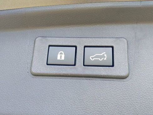 Used 2025 Subaru Outback Onyx Edition XT AWD/4WD image 34