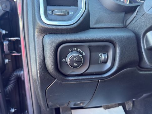 Used 2025 RAM 3500 Big Horn image 10