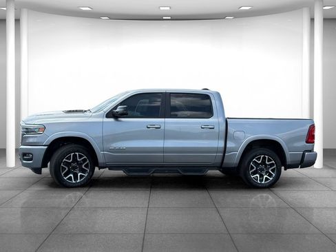 Used 2025 RAM 1500 Laramie w/ Sport Appearance Package AWD/4WD image 4