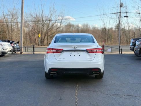 Used 2015 Toyota Avalon Limited image 8