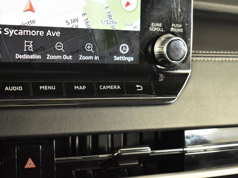 Used 2023 Mitsubishi Outlander SE image 28