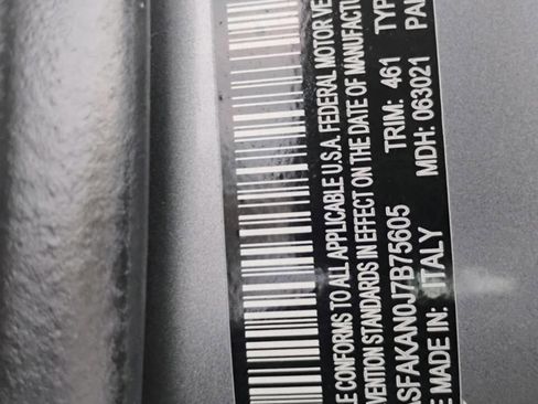 Used 2018 Alfa Romeo Stelvio AWD image 28