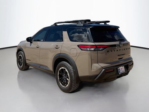 Used 2024 Nissan Pathfinder Rock Creek AWD/4WD image 5