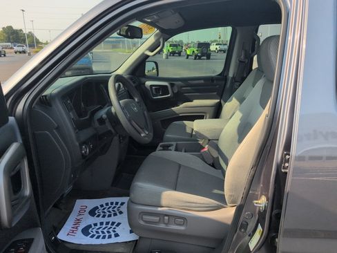 Used 2014 Honda Ridgeline RTS image 10