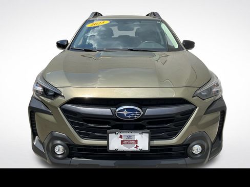 Used 2025 Subaru Outback Premium w/ Popular Package #1A AWD/4WD image 23
