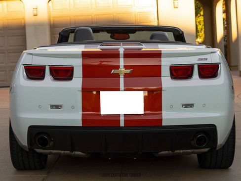 Used 2011 Chevrolet Camaro SS w/ RS Package image 7