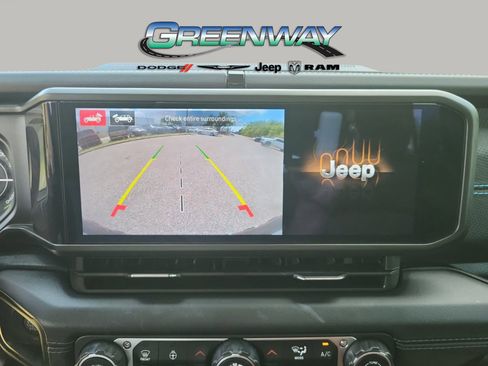 Used 2024 Jeep Wrangler Unlimited Rubicon 4xe w/ Capability Package AWD/4WD image 16
