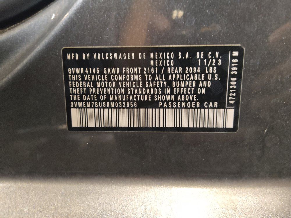 Used 2024 Volkswagen Jetta SE FWD image 33