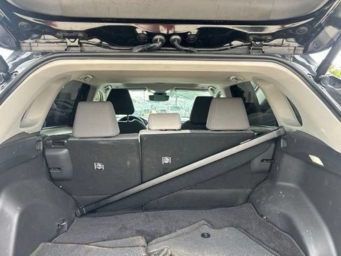 Used 2025 Toyota RAV4 XLE w/ Convenience Package AWD/4WD image 9
