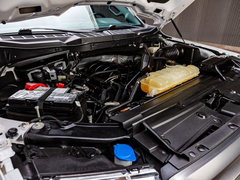 Used 2022 Ford F150 XLT w/ Equipment Group 302A High image 41