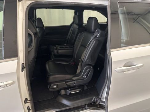 Used 2023 Honda Odyssey Sport image 14
