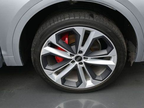 Used 2024 Audi Q5 2.0T Prestige w/ Prestige Package AWD/4WD image 41