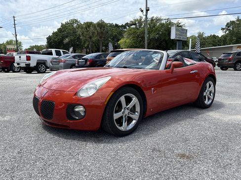 Used 2008 Pontiac Solstice GXP w/ Premium Package image 1